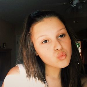 Meet your Posher, Lila